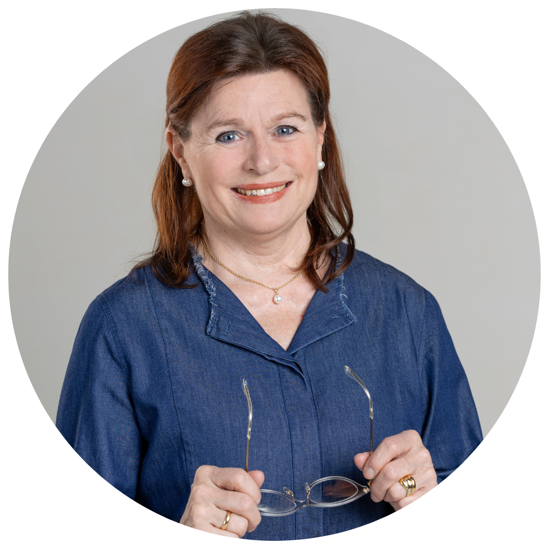 Kirsten Brösske, Singen