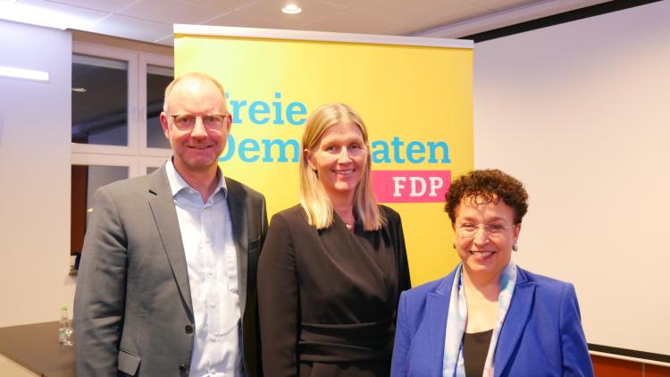 Dr. Timm Kern, Dr. Ann-Veruschka Jurisch und Birgit Homburger